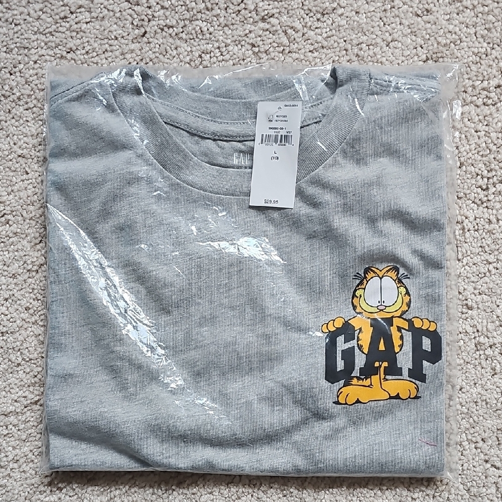 GAP Gray Garfield Graphic Tee